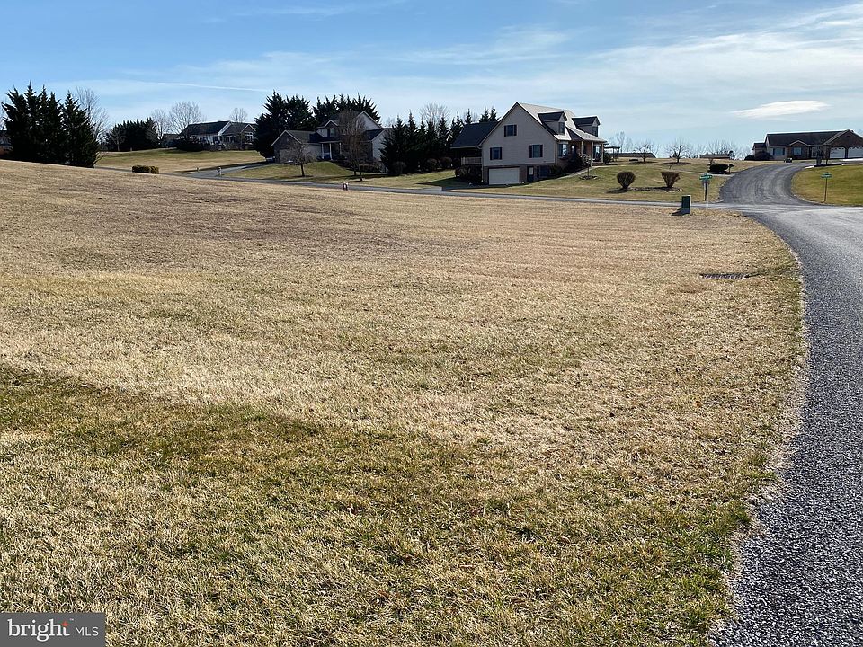 1st image of 597 Wennington Dr