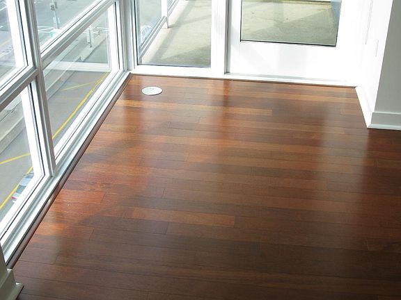 4th image of 301 Berry St #8F