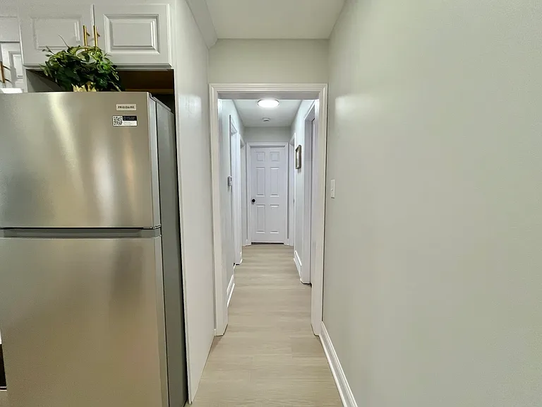 480 W 23rd Ave — Photo 11