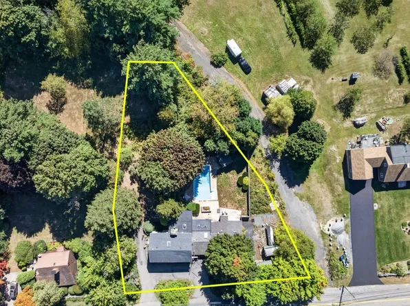 184 Centre St, Danvers, MA 01923