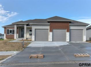 10205 S 187th Ave, Omaha, NE 68136