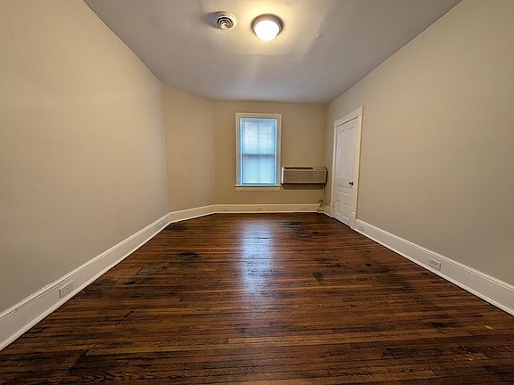 4th image of 1129 Rivermont Ave APT 4