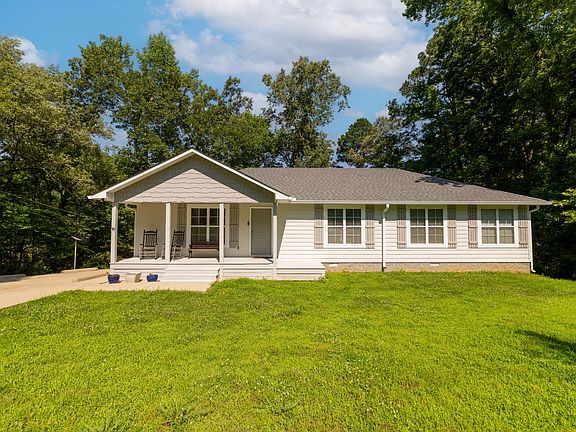 2nd image of 19 Mockingbird Ln