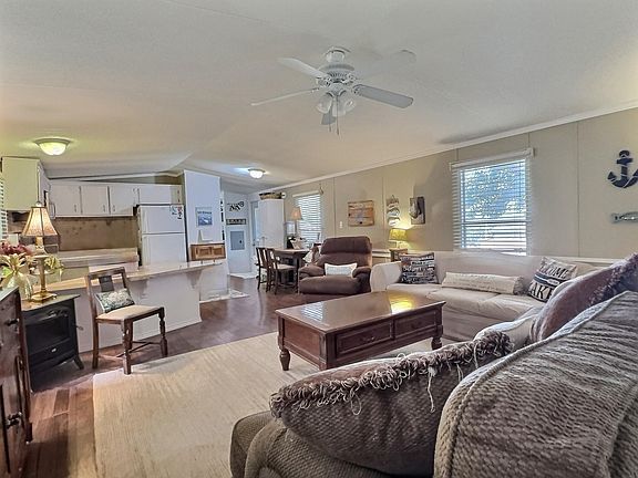 4th image of 2334 Sanbar Rd #86