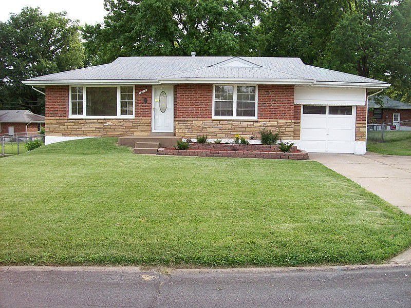 1st image of 9713 Hemlock Dr