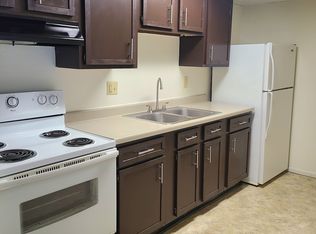 604 Chesterfield Cmns #D, Mount Vernon, IL 62864