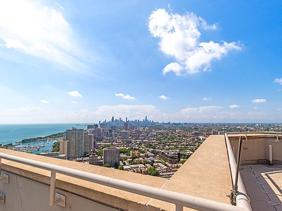 3rd image of 3660 N Lake Shore Dr #4410F