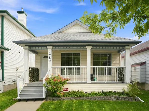1709 Turvey Bnd NW, Edmonton, AB T6R 2W7