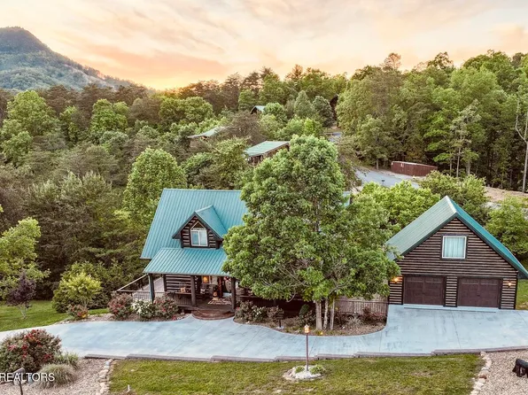 1347 Zachary Thomas Ln, Sevierville, TN 37876