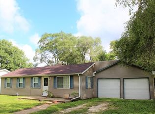 2911 Prophet Rd, Rock Falls, IL 61071