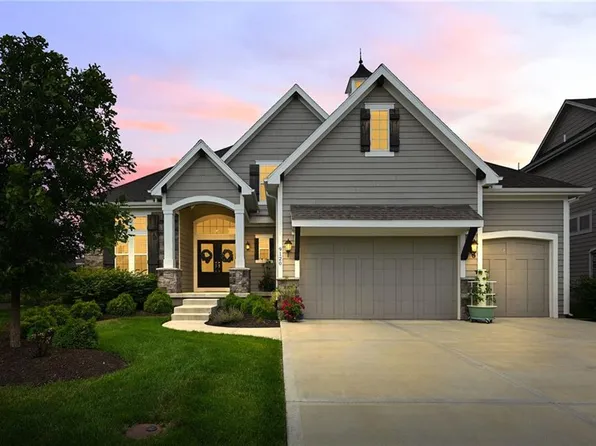 9120 W 178th St, Overland Park, KS 66013