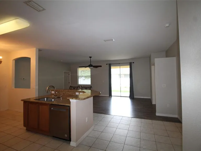3724 Eagle Pass St — Photo 6