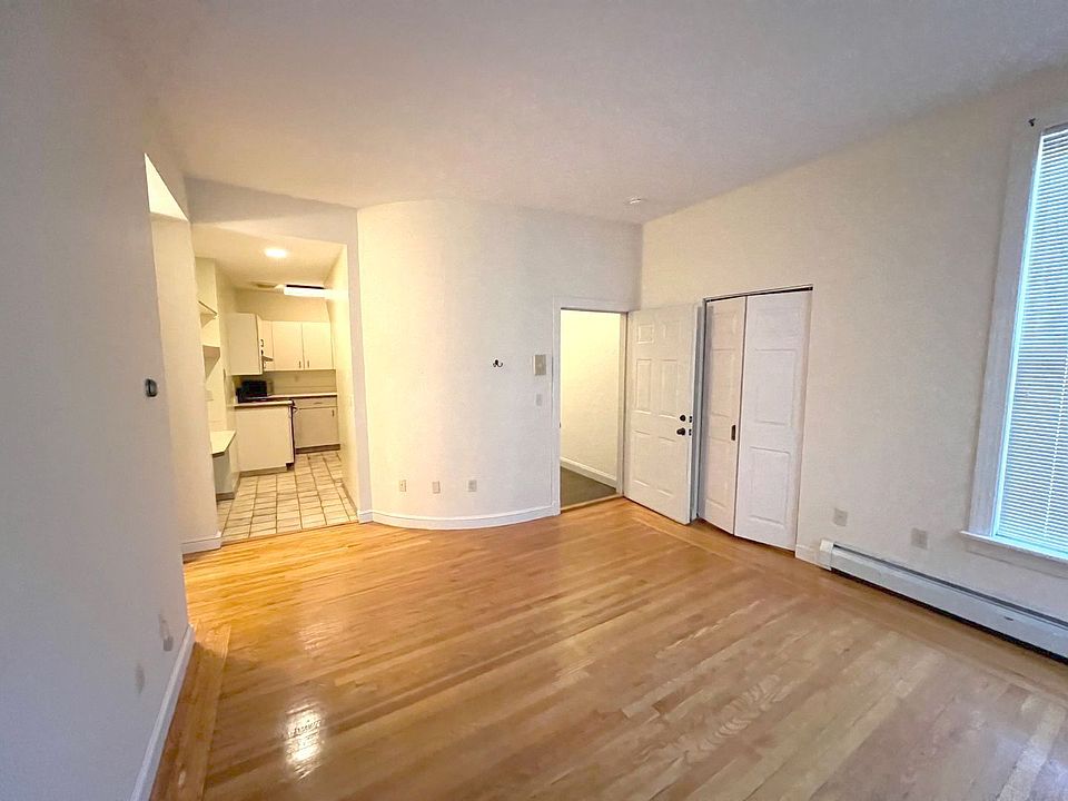 1st image of 79 Trumbull St #201