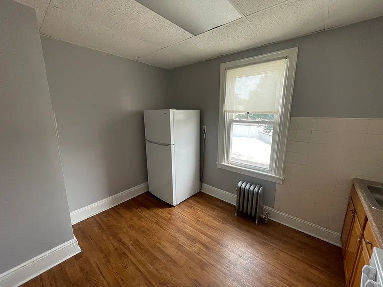 57-60 Cooper Ave #2 — Photo 11