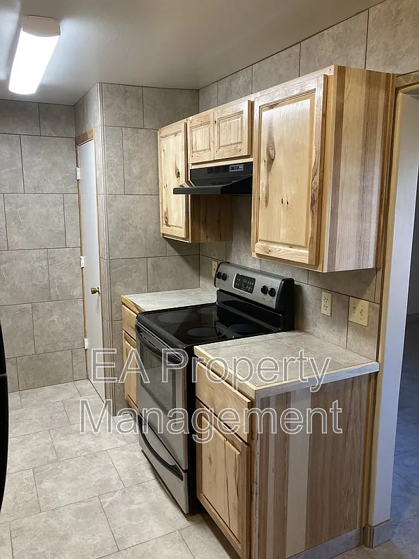 1 bed, 1.0 bath, 600 sqft, $1,095 — Photo 1
