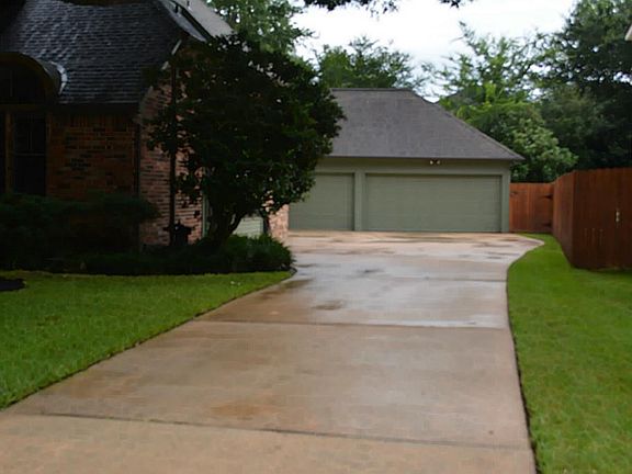 3rd image of 22103 Wickfield Dr
