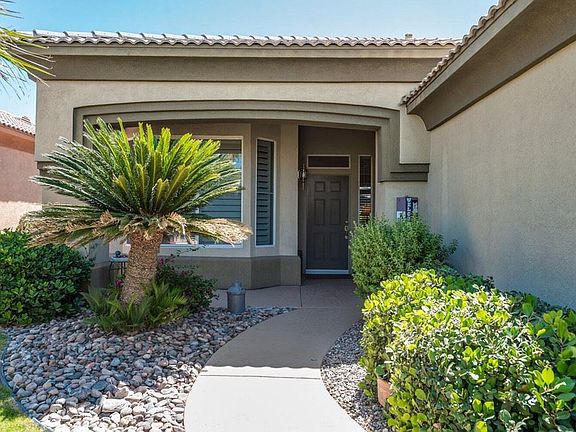 3rd image of 43994 Medinah Dr