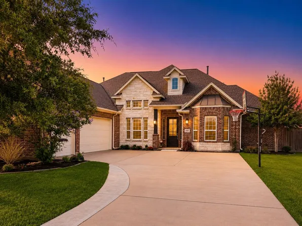 32810 Wall Flower Dr, Weston Lakes, TX 77441
