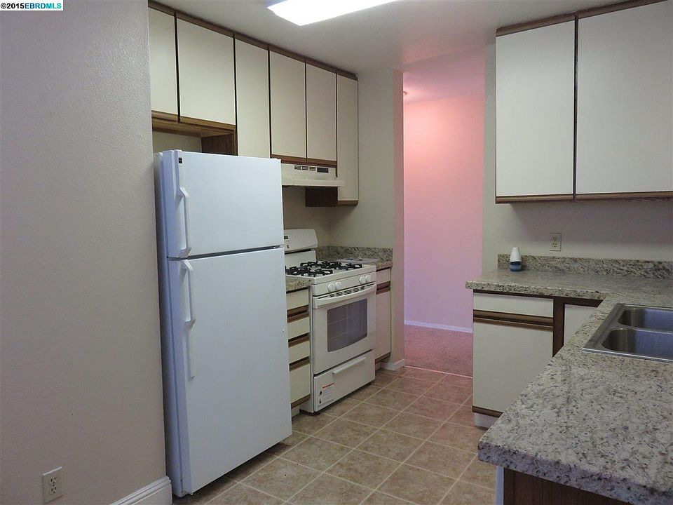 2nd image of 130 Woy Cir