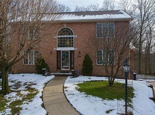 721 Willowcrest Dr, Gibsonia, PA