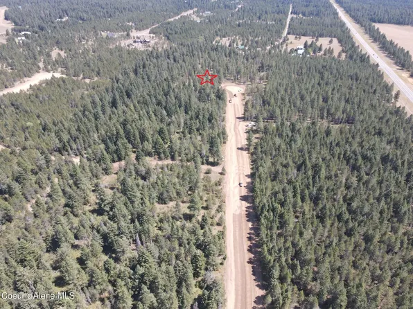 L5 B St E #3, Athol, ID 83801