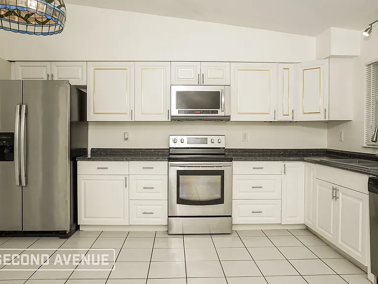 8617 Shumock Ave — Photo 3