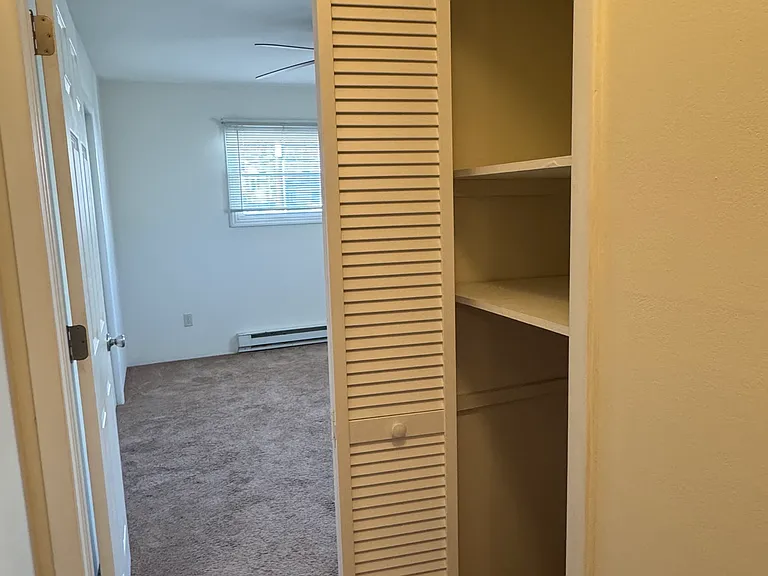 418 Main Ave — Photo 7