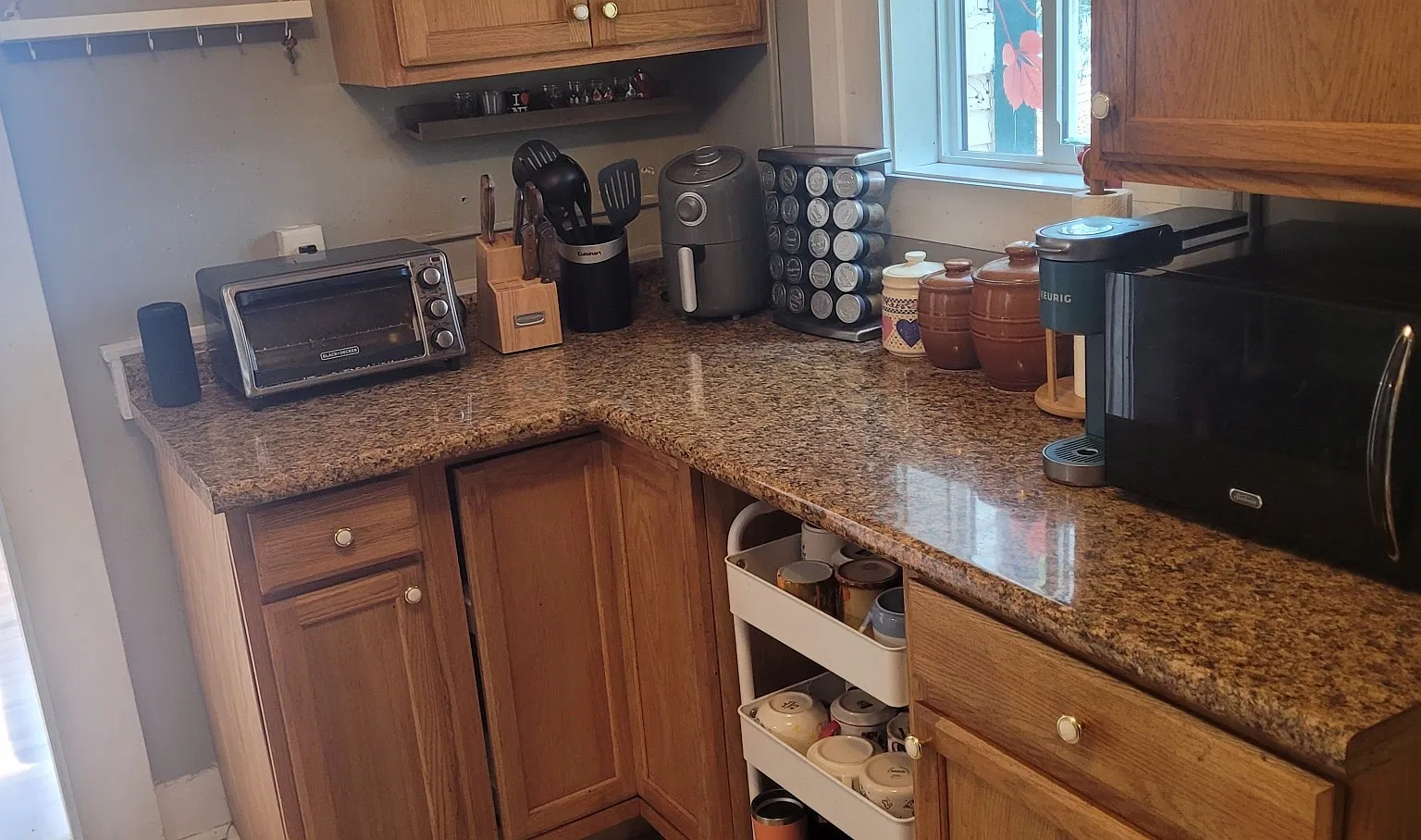 3 bed, 1131 sqft, $3,225 — Photo 4