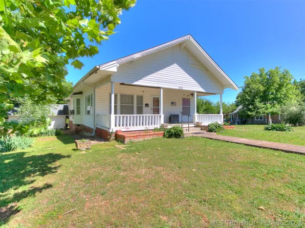 402 N Cimarron Ave, Drumright, OK 74030