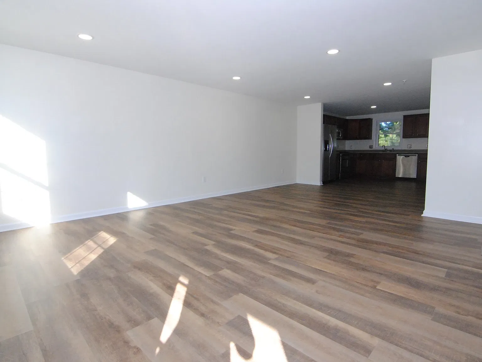 2 bed, 2.5 bath, 1440 sqft, $2,800 — Photo 3