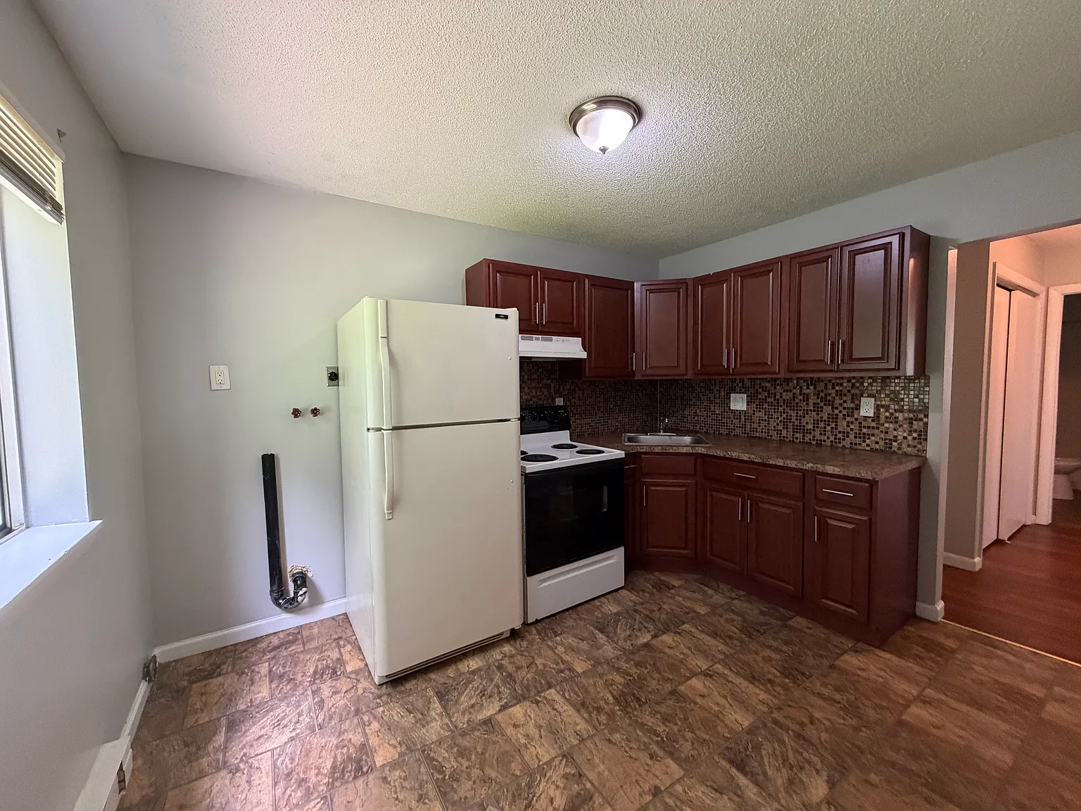 1 bed, $1,250 — Photo 2