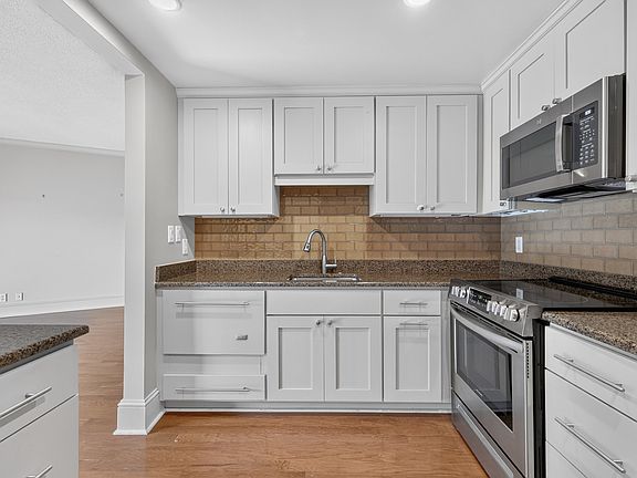 4th image of 4215 Harding Pike APT 412