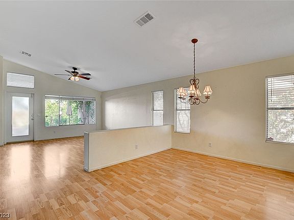 3rd image of 9824 Lenox Crest Pl