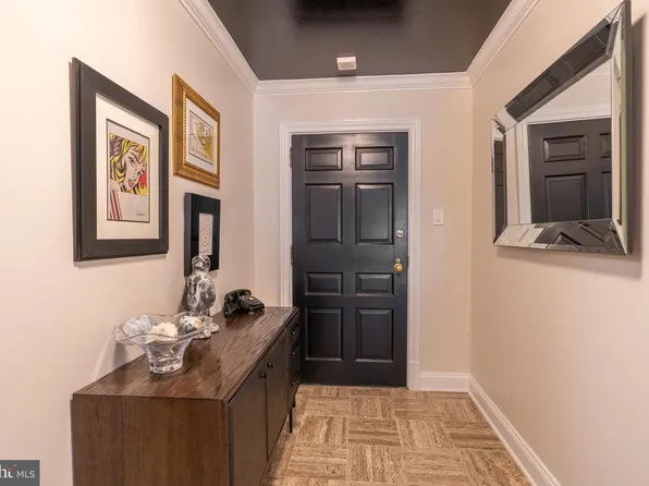 700 New Hampshire Ave NW #703, Washington, DC 20037