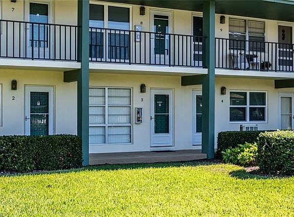 2nd image of 235 Seaview Ct APT B3