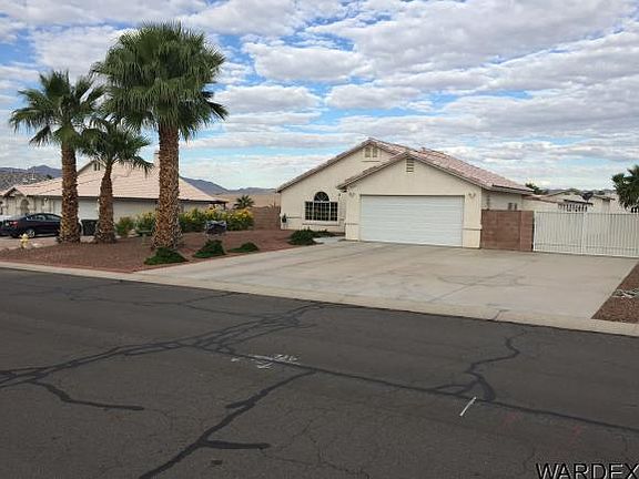 3rd image of 2053 E Sundance Dr