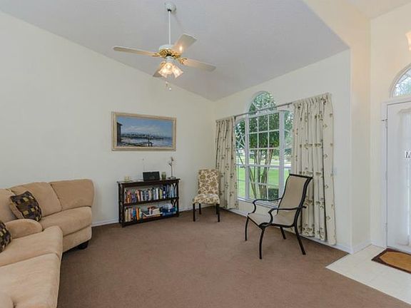 5th image of 358 Silver Pine Dr