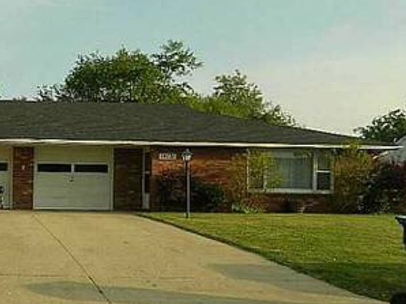 3rd image of 14131 W Heather Ln