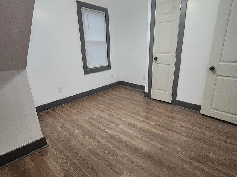 18 Jeanette St — Photo 15