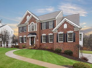 434 Longleaf Dr, Venetia, PA 15367