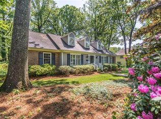 1701 Beechtree Rd, Greensboro, NC 27408