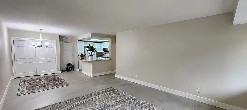 1 bed, 1.0 bath, 754 sqft, $1,900 — Photo 3