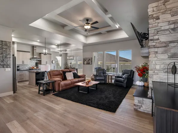 439 N Meadowview Ln, Twin Falls, ID 83301