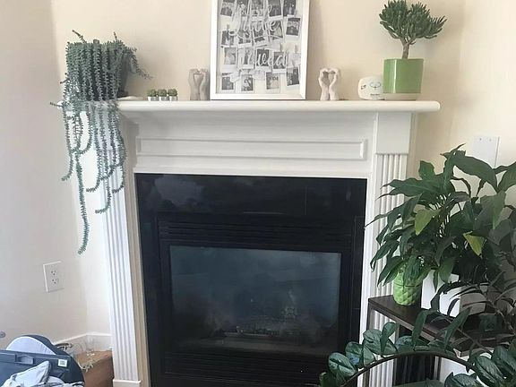 3rd image of 199 Tiffany Ave APT 206