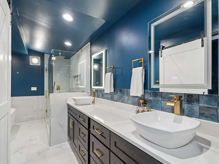 386 Berean Ave SE — Photo 11