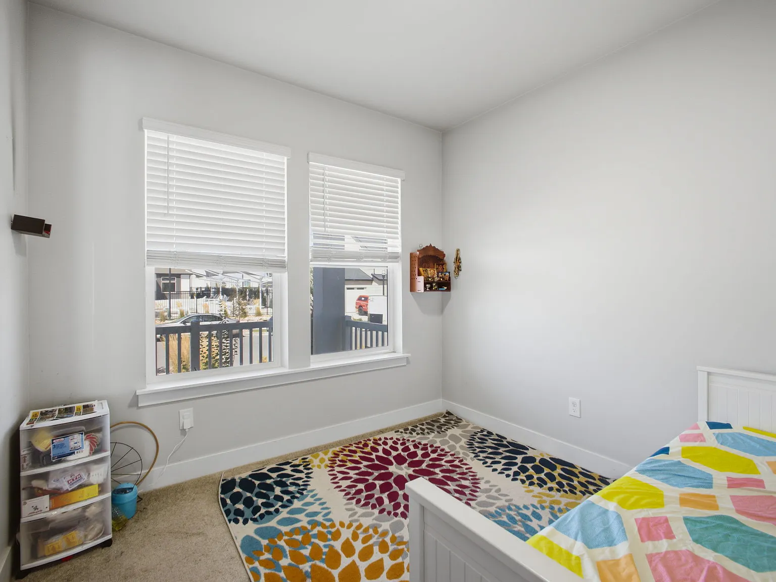 4 bed, 2.5 bath, 3308 sqft, $3,200 — Photo 3