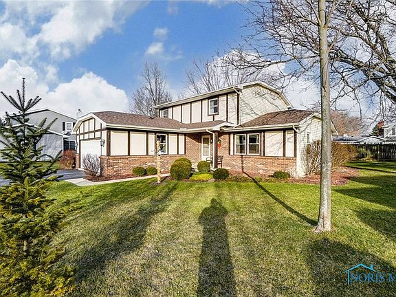 2nd image of 416 Madison Ct