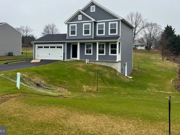3746 Percy Ave, Chambersburg, PA 17202