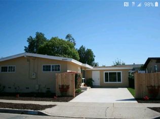 5885 Skyline Dr, San Diego, CA 92114