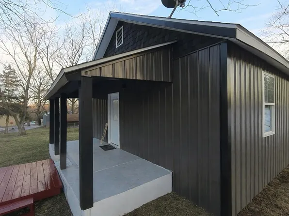 204 E Davis St, West Plains, MO 65775